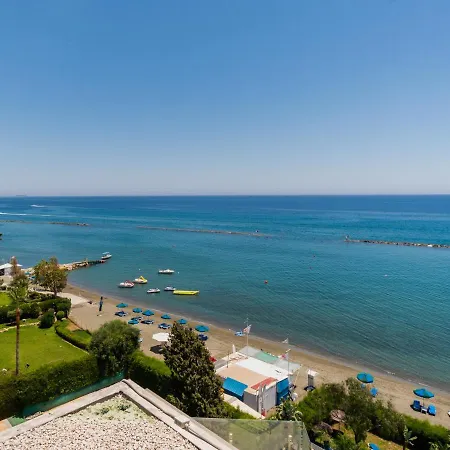 Sanders Ermitage On The Beach - Delightful 1-bedroom With Sea View *