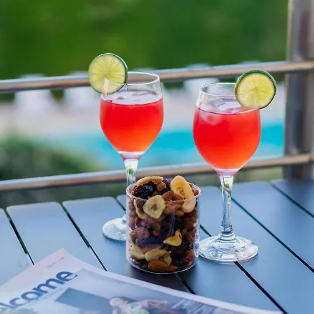 מלון Sanders Ermitage On The Beach - Delightful 1-bedroom With Sea View