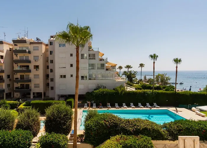 Sanders Ermitage On The Beach - Delightful 1-bedroom With Sea View Hotel *