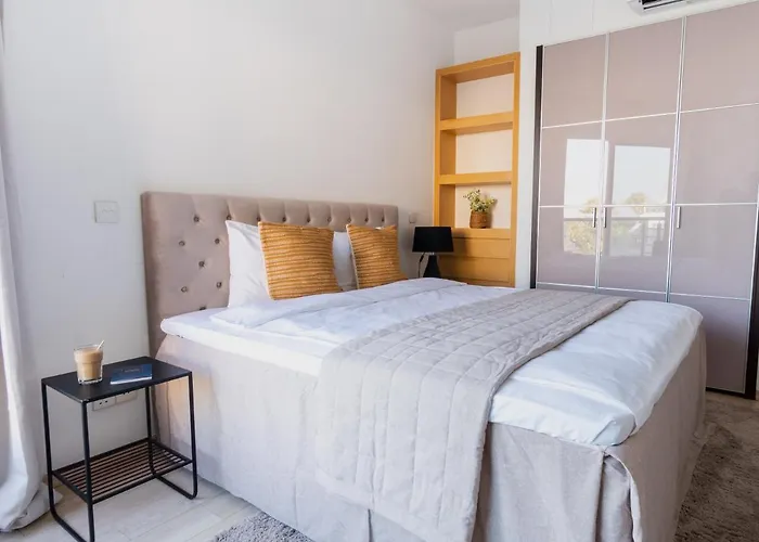 Sanders Ermitage On The Beach - Delightful 1-bedroom With Sea View Hotel *